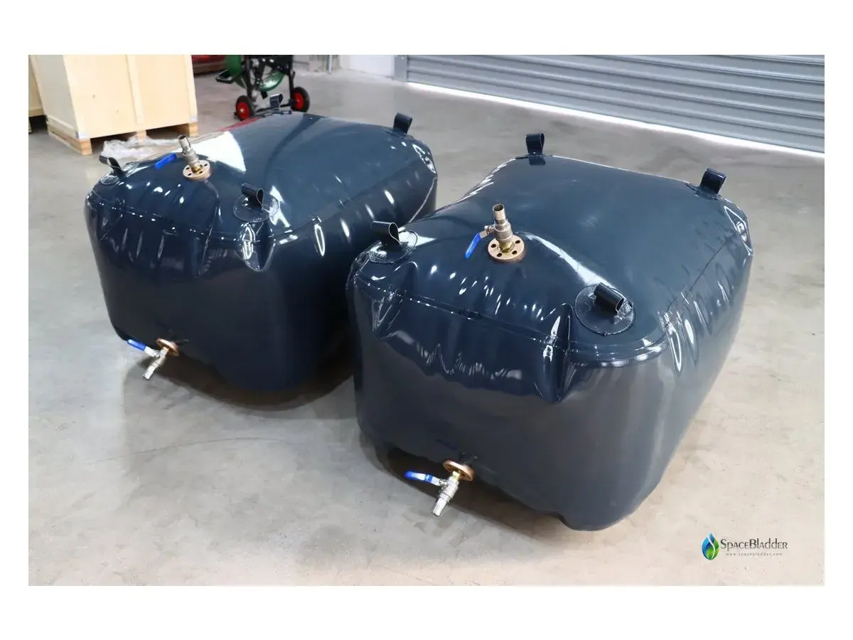 Portable Marine Fuel Bladder for Boats and Auxiliary Fuel Storage - Fuel Bladders product photo 2